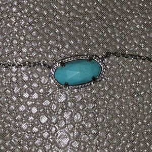 Kendra Scott necklace